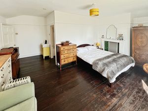 Bedroom 5- click for photo gallery